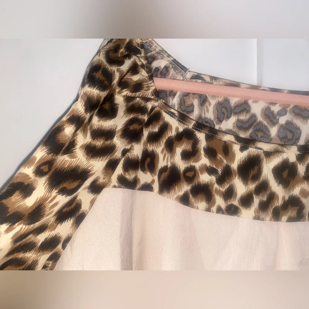 Leopard Print/Tan Blouse - Picture 3 of 4